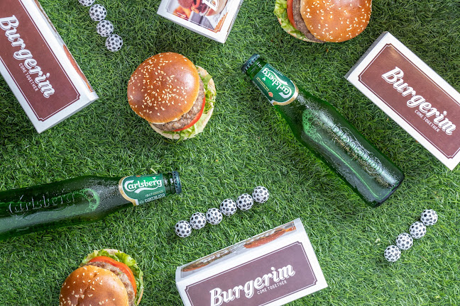 בורגרים קיסריה, כשר בשר חלק - הסעדה