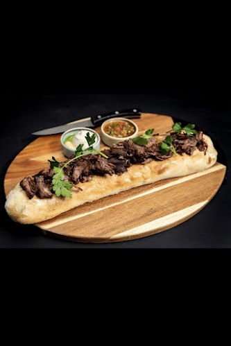 לחם בשר פתח תקווה