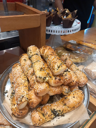 מאפה נאמן - הסעדה