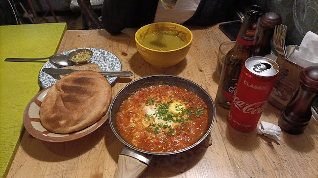 המרקיה Hamarakia - הסעדה