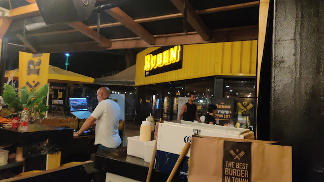 Opinii despre רובן נתניה חוף סירונית în נתניה - הסעדה