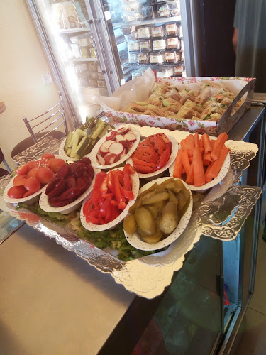 לחם תושיה רעננה - הסעדה