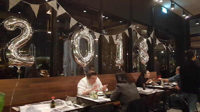 ג'ירף - הסעדה