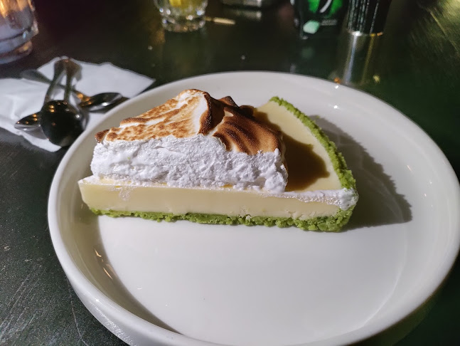 Tree Brasserie - הסעדה