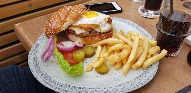 פטרה חוף הקשתות אשדוד