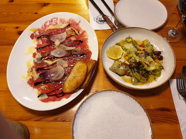 חוות בת יער - עמוקה