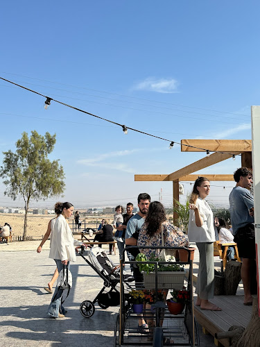 הדבשת - עגלת קפה במדבר - הסעדה