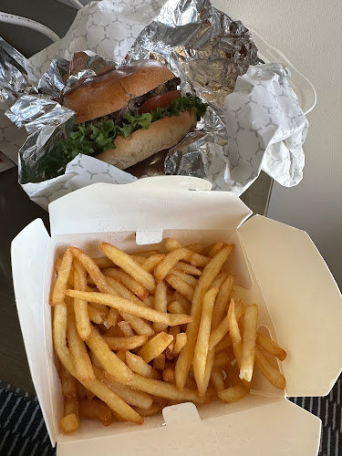 80's burger - הסעדה