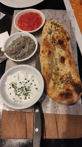 דרך השלום 53, גבעתיים