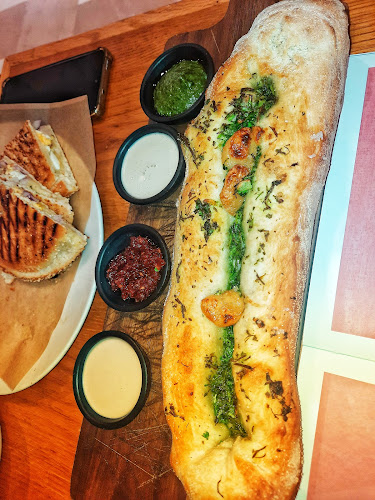 קניון ביג פאשן, שדרות יגאל אלון 1, בית שמש