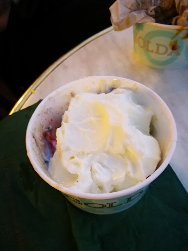 גלידריית גולדה - הסעדה