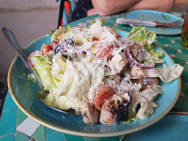 Pizza Biennale - הסעדה