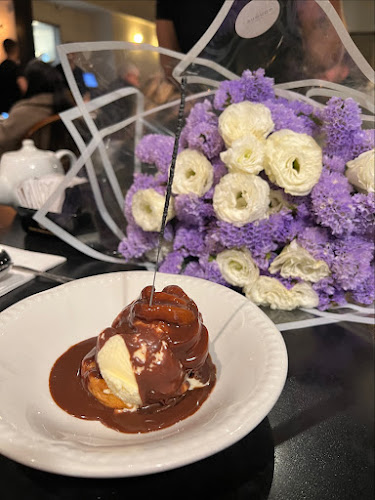 אנאמרו - הסעדה