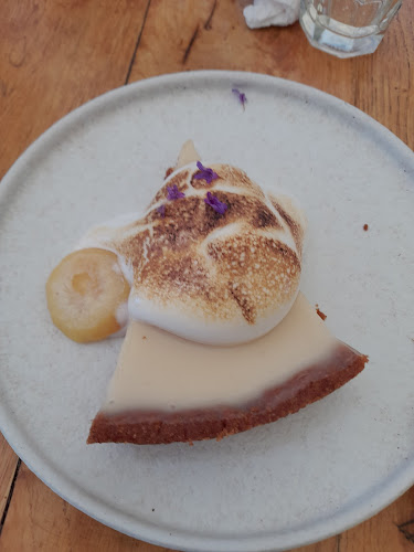 אחד העם 6, תל אביב-יפו