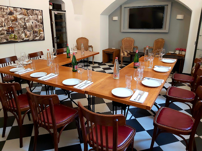 טורו - הסעדה