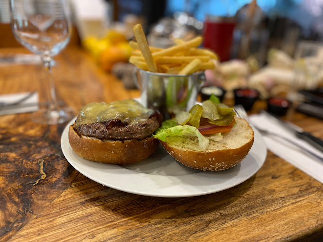 Opinii despre חוות צוק în תל אביב-יפו - הסעדה