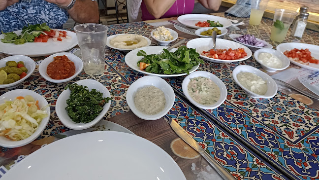 Fish Restaurant مطعم البحر المتوسط للاسماك - הסעדה