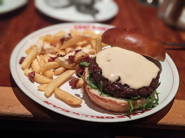 דיקסי גריל בר - הסעדה