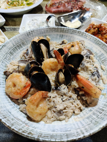 לואי פסטר 5, תל אביב-יפו