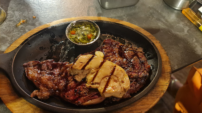 רד בורגר בר Red burger bar - נתניה