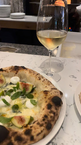 נאופוליטן - חיפה