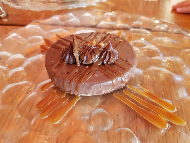 מינה טומיי - Minna Tomei חיפה, מרכז קסטרא