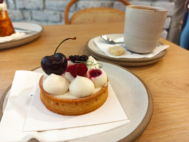 Comentarii opinii despre Tres jolie