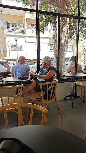 Opinii despre Dekel Cafe דקל קפה în חיפה - הסעדה