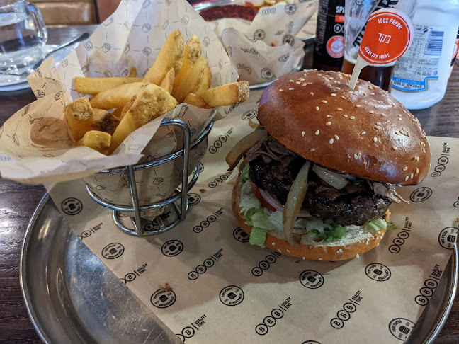 Opinii despre bbb רעננה în רעננה - הסעדה