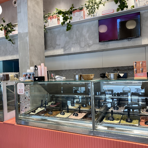 Comentarii opinii despre וניליה - אבן גבירול