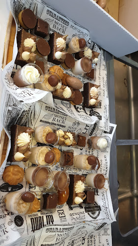 Sagi's קייטרינג - הסעדה