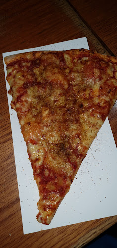 Comentarii opinii despre Oliver Pizza