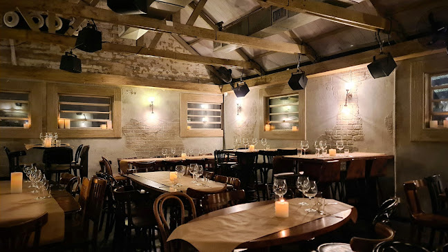 הסלון - הסעדה