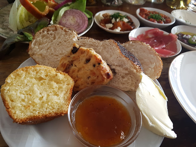 בסטה Basta - הסעדה