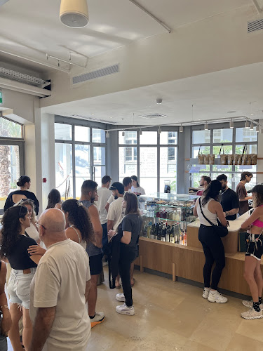 קפה אלג׳יר - הסעדה