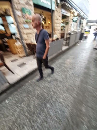 Opinii despre חומוס אליהו שוק מחנה יהודה în ירושלים - הסעדה