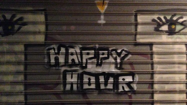 Tony and Esther - הסעדה