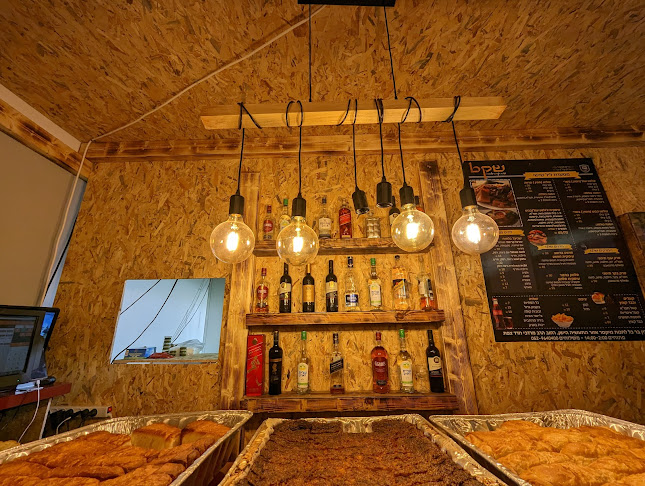 מסעדת שקט - הסעדה