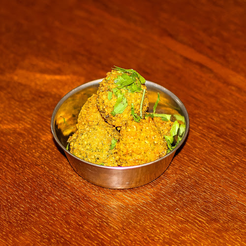 Opinii despre חומוס אשכרה în תל אביב-יפו - הסעדה