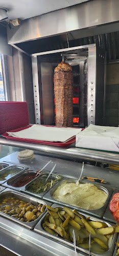 Opinii despre שווארמה אמיר în חיפה - הסעדה