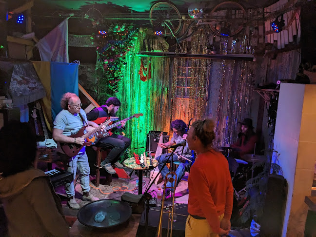 בסרביה - ירושלים