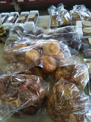 לחם ארטיזן הוד השרון גיל עמל - הסעדה