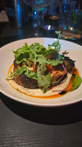 אדלה בשוק - הסעדה