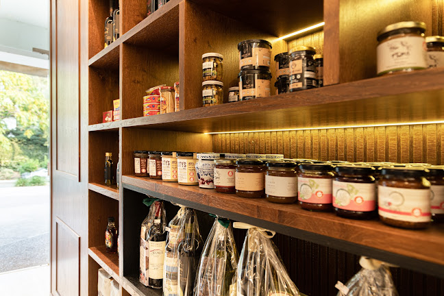 Truffe Deli - הסעדה