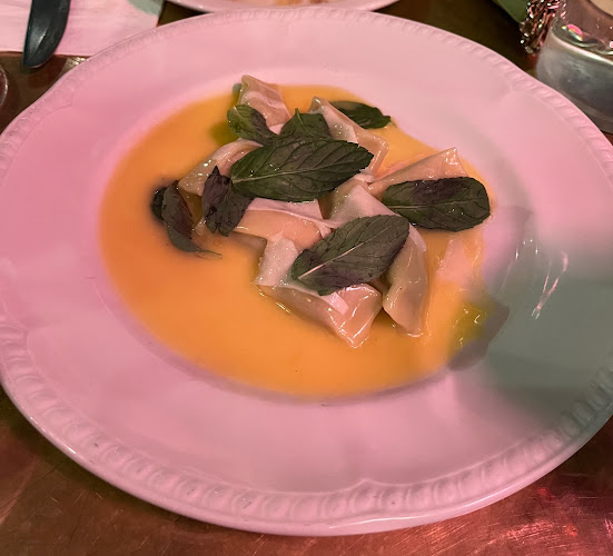 נחלת בנימין 27, תל אביב-יפו