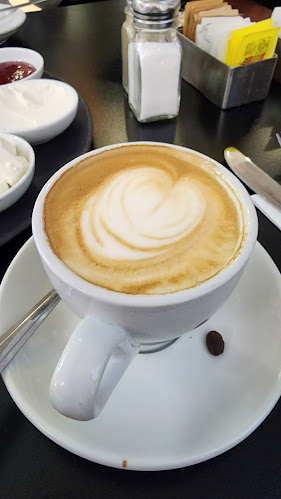 קניון עופר מרום, חיים לנדאו 7א, רמת גן