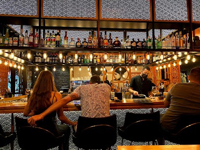 מינה טומיי - Minna Tomei חיפה, מרכז קסטרא