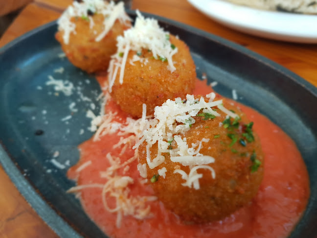 ביץ׳ קלאב חיפה - Beach Club Haifa - הסעדה