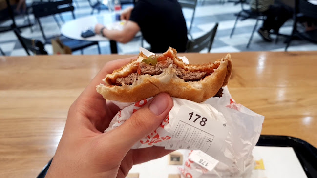 Opinii despre מקדונלד'ס - גרנד קניון חיפה מתחם המסעדות קומה 3 în חיפה - הסעדה