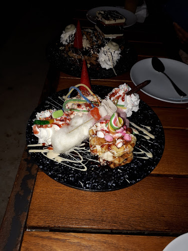 שדרות ירושלים 220, חולון